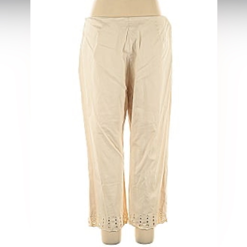 Jones New York Stretch Signature Petite 14P Cream Colored Eyelet Dress Pants